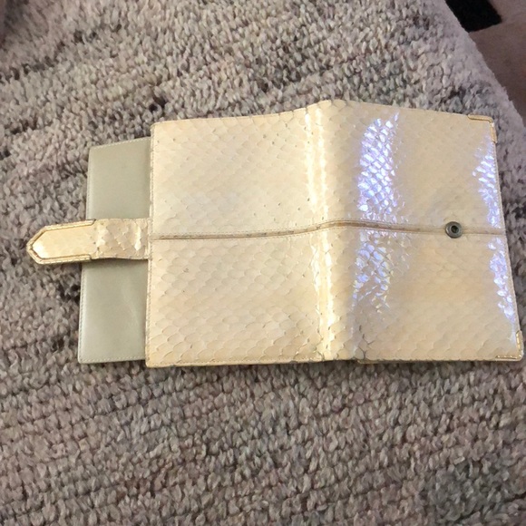 Judith Leiber Snakeskin wallet - Picture 5 of 8
